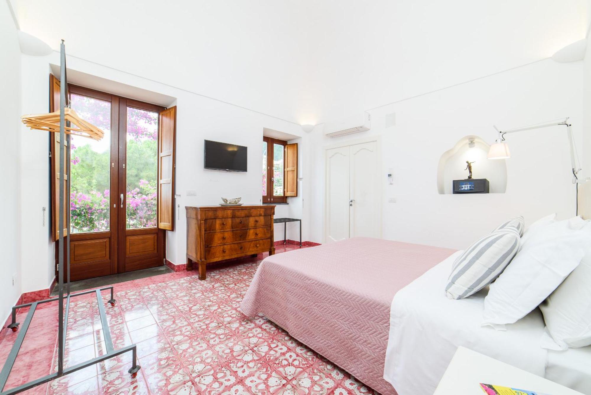 Estate4home - Field Villa